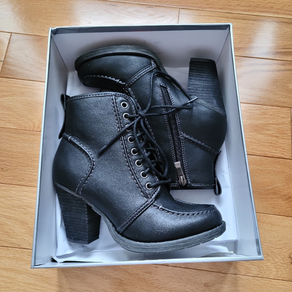 Alberto Black Lace Up Boots, Size 36 (Size 5.5/6)